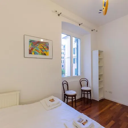 Joivy Colorful Apt For 6, 5 Mins From Piazza Corvetto Apartamento