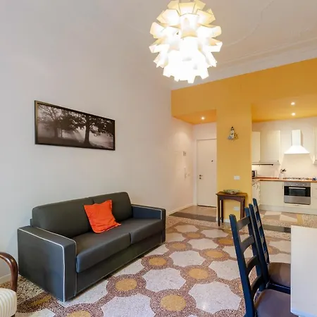 Joivy Colorful Apt For 6, 5 Mins From Piazza Corvetto *